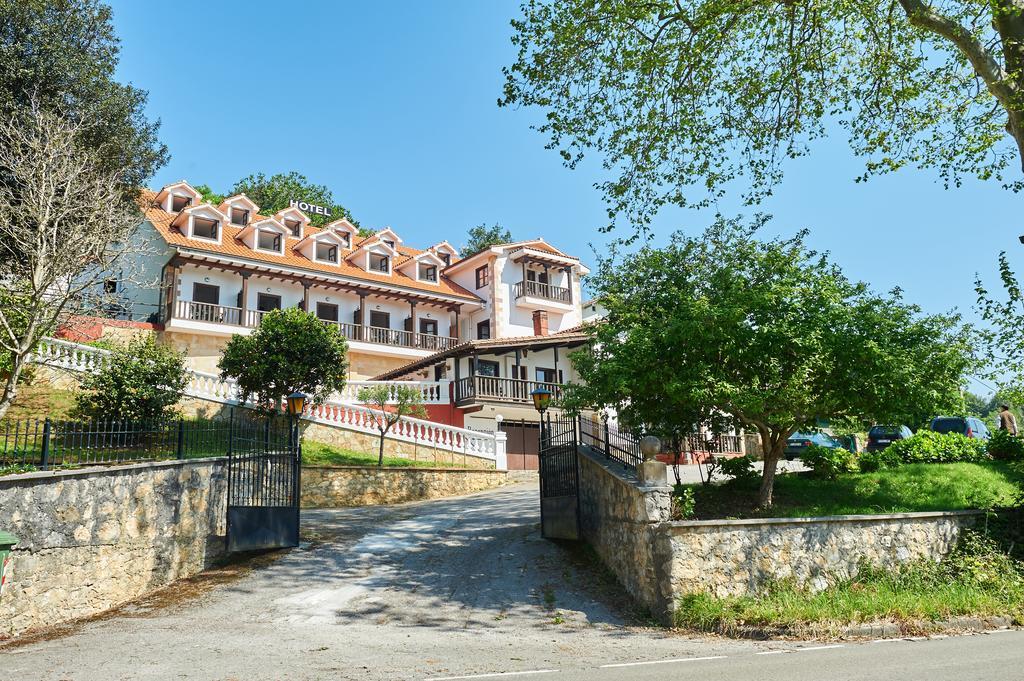 Hotel Solatorre Comillas Exterior foto